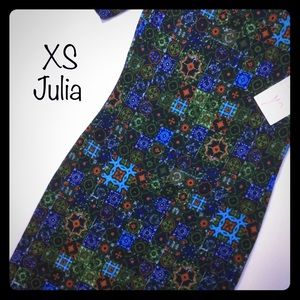 LuLaRoe XS Julia